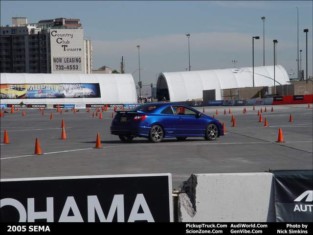 Honda Civic Si HFP at Yokohama Proving Grounds