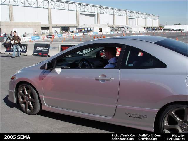Honda Civic Si HFP at Yokohama Proving Grounds